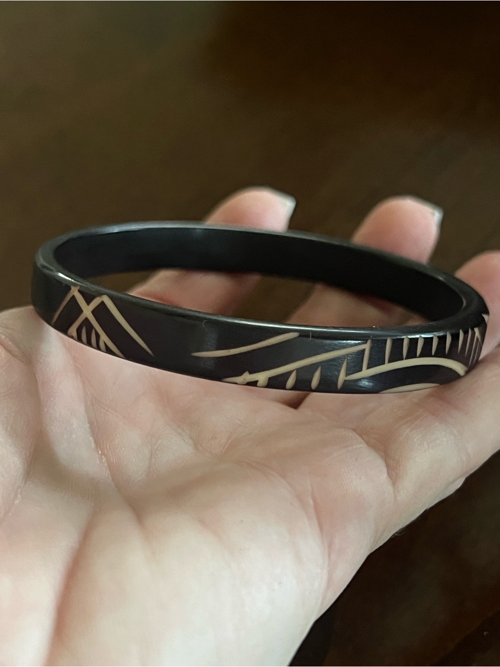 Source Unknown Black Bracelet with Cream Etched Design